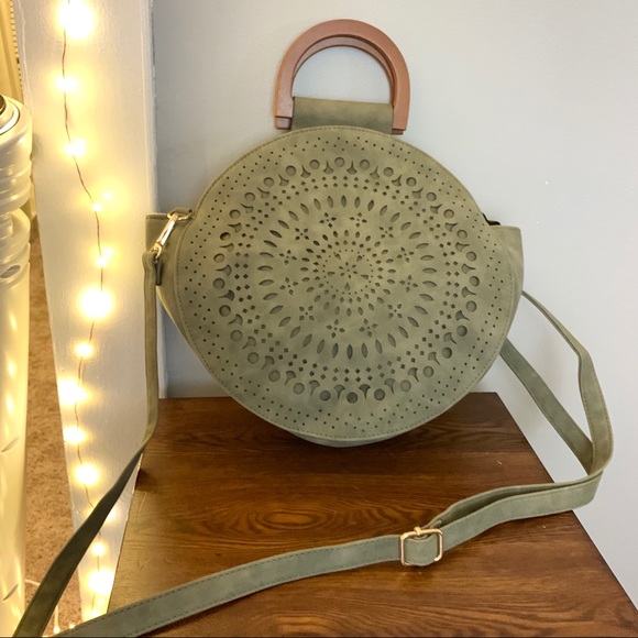 Handbags - Round Laser Cut Crossbody Wood Handle Olive Purse